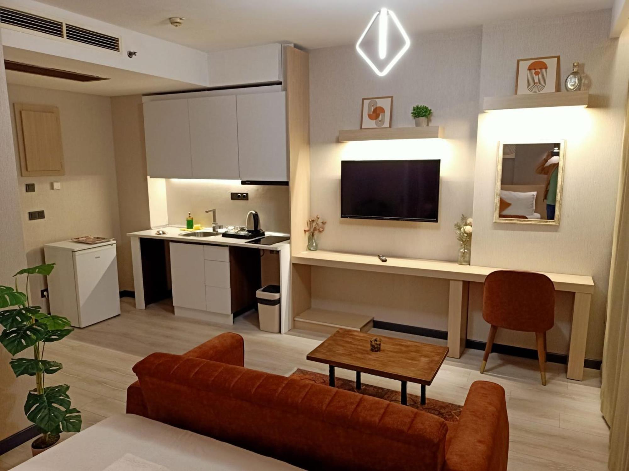 Falcon Palas Otel Истанбул Екстериор снимка