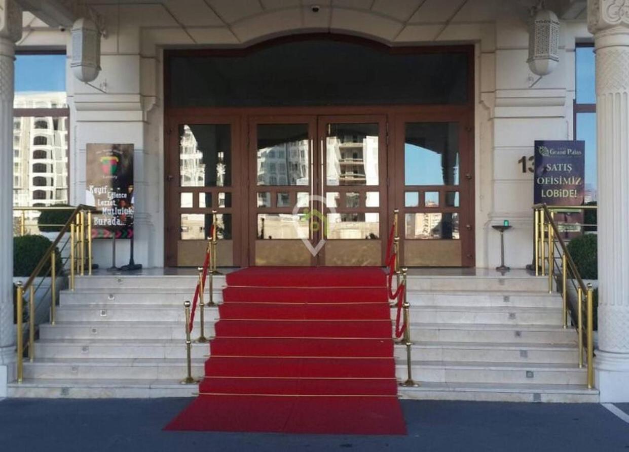 Falcon Palas Otel Истанбул Екстериор снимка