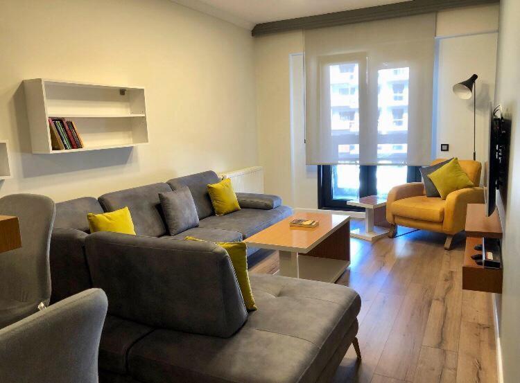 Falcon Palas Otel Истанбул Екстериор снимка